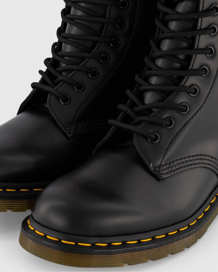 Dr martens 1914 black smooth new arrivals